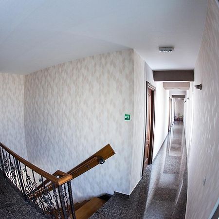 Hotel La Strada Ploieşti Exteriér fotografie