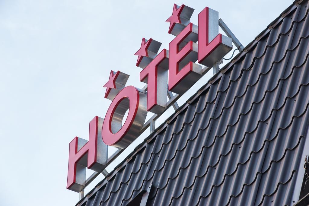 Hotel La Strada Ploieşti Exteriér fotografie